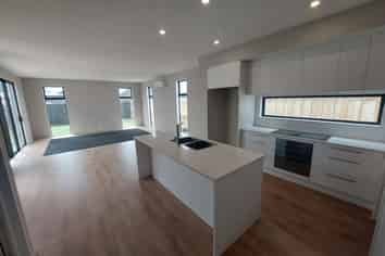 126 Claridges Road, Casebrook