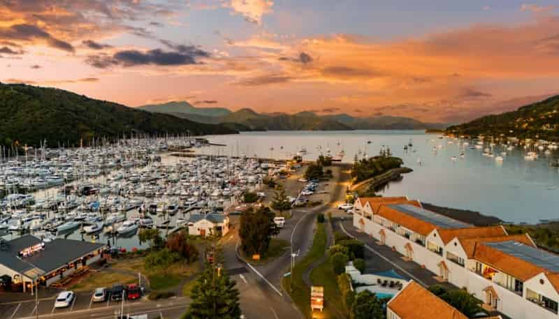 10/45 Beach Road, Waikawa