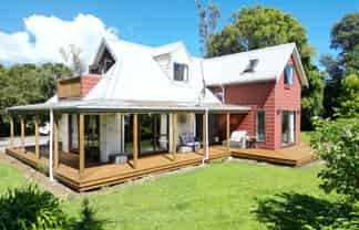  184 Golf Links Road, Kaiata