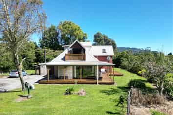  184 Golf Links Road, Kaiata