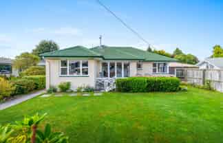 17 Mahoe Street, TEMPLETON