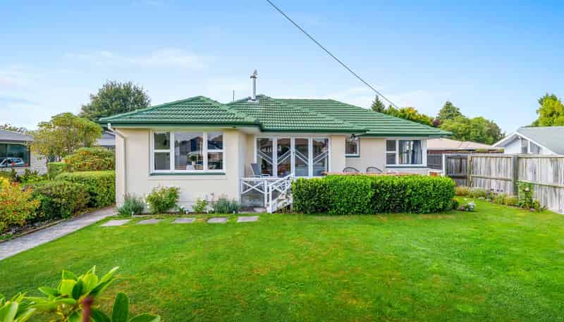 17 Mahoe Street, TEMPLETON