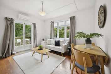 40 Holloway Road, Aro Valley