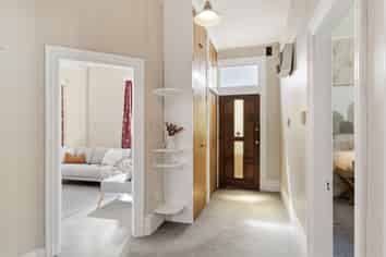 558 Adelaide Road, Berhampore