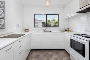 1/328 Bucklands Beach Road, Bucklands Beach