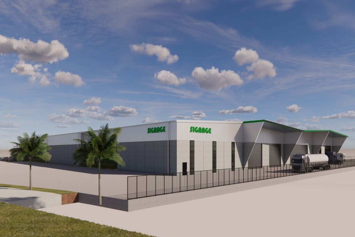 Large Workshop with Drive Around Option - Vista 4