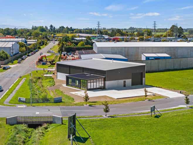 High-profile trophy industrial 