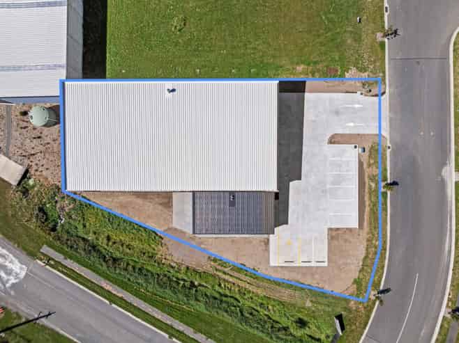 High-profile trophy industrial 