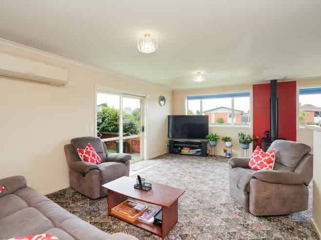 73 Newbie Street, Heidelberg