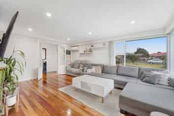 14 Holden Place, Manukau