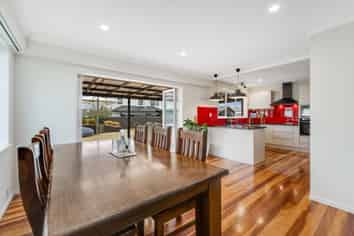 14 Holden Place, Manukau