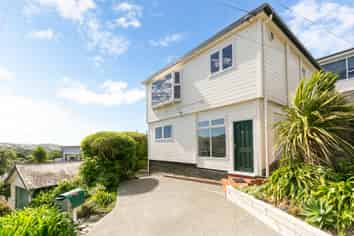 71 Jubilee Road, Khandallah