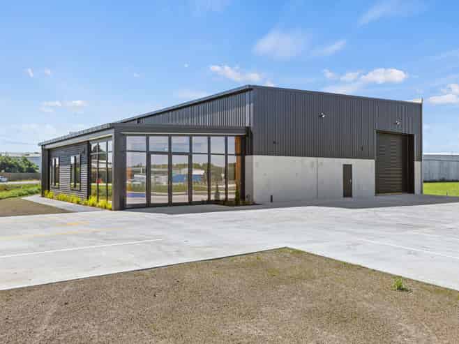 Brand new premium industrial facility 