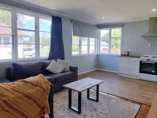 52 Kummer Crescent, Masterton