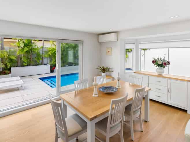 10 Nihill Crescent, Mission Bay