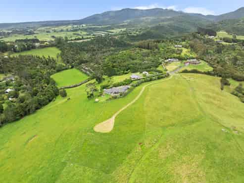 273F Lund Road, Katikati