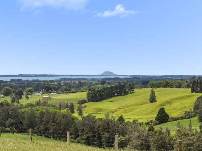 273F Lund Road, Katikati