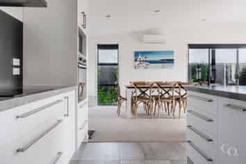 2 Te Hare Piahana Way, Papamoa