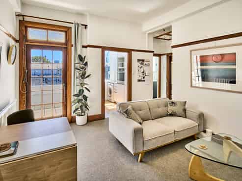 8/3 Aro Street, Aro Valley