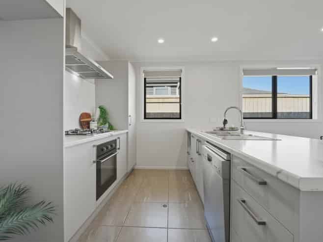 41 Waruhia Crescent, Rototuna