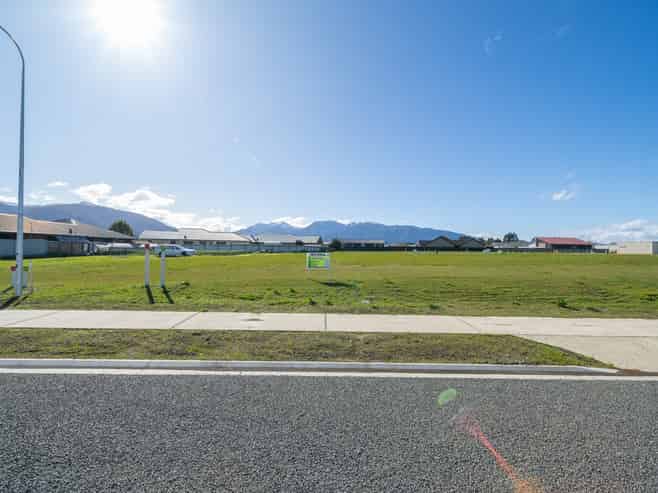 45 Govan Drive, Te Anau