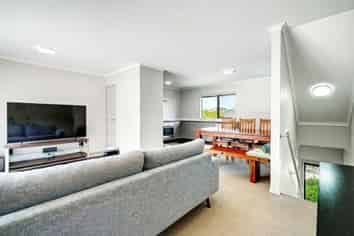 6/172 Mcleod Road, Te Atatu South