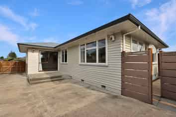 111 Creek Road, Allenton