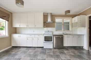 111 Creek Road, Allenton