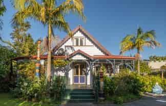 37a Gillies Crescent, Waimarama