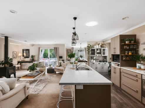 34 Pengary Lane, Pyes Pa