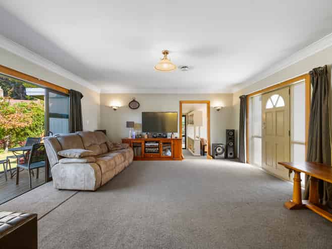 78 Menin Road, Onekawa