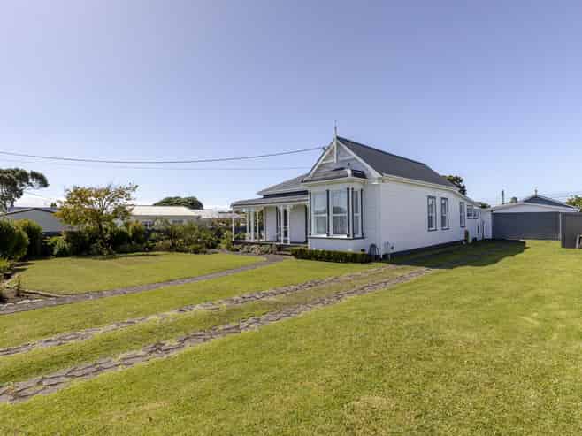 14 Mouatt Street, Waitara