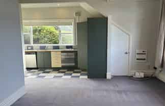 2/12 Hinau Road , Hataitai