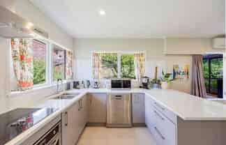 1&2/5 Keldale Place, Forrest Hill