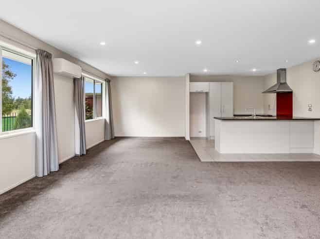 18 Date Crescent, Aidanfield - Christchurch