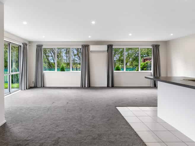 18 Date Crescent, Aidanfield - Christchurch