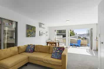 24A Kellsmere Crescent, Island Bay