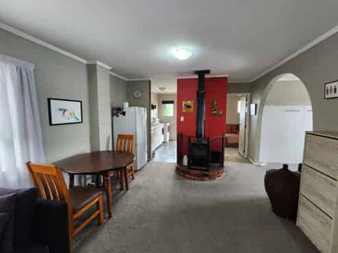 3/58 Paynters Ave, Strandon