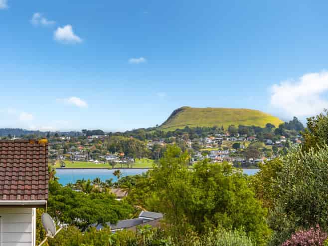 22 Andrea Place, Sunnyhills