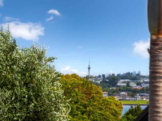 22 Andrea Place, Sunnyhills