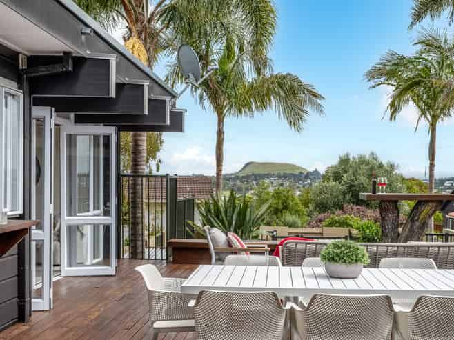 22 Andrea Place, Sunnyhills