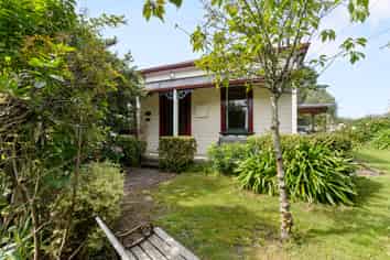 48 Princess Street, Martinborough