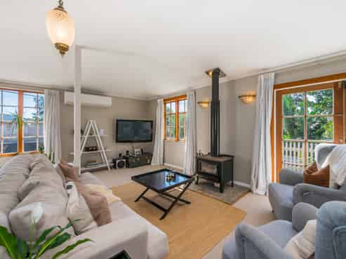 99a Ruapehu Street, Paraparaumu