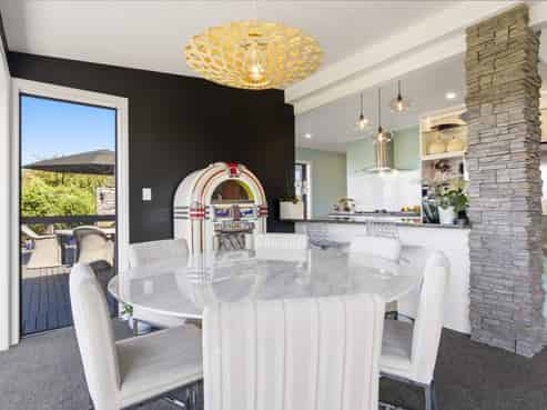 2 Scenic Heights, Acacia Bay