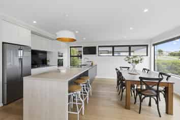 29 John Burke Drive, Aotea