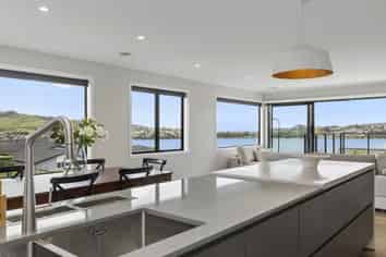 29 John Burke Drive, Aotea