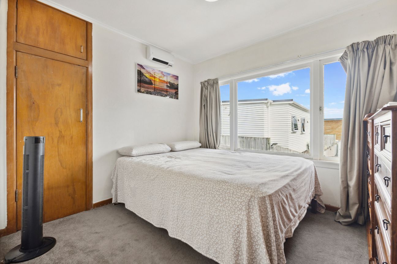 Future Gains Start Here 961sqm in Māngere - More