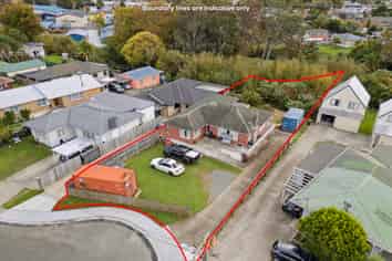 12 Staines Avenue, Mangere East