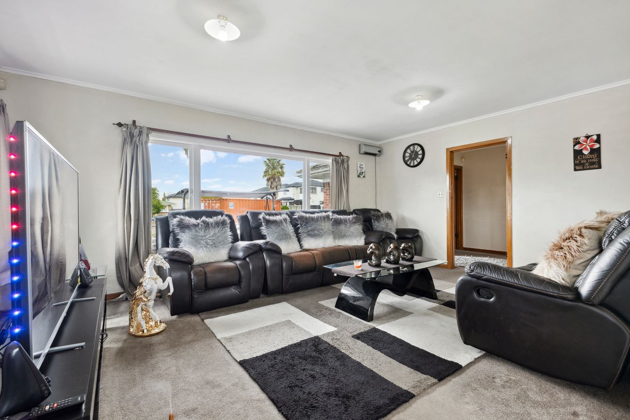 Future Gains Start Here 961sqm in Māngere - View 5