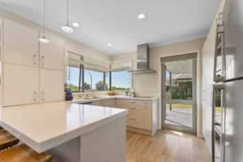 52 Hunter Avenue, Richmond